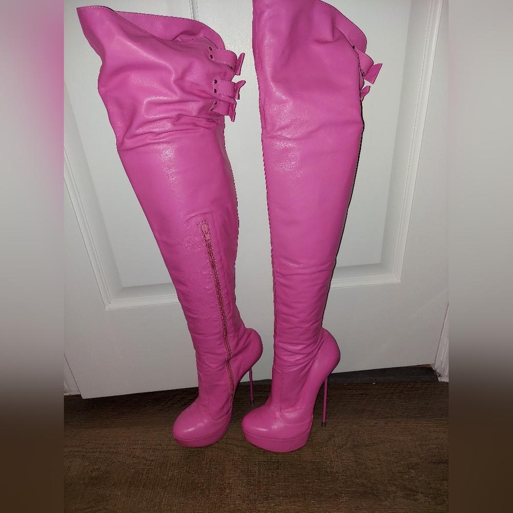 Charlotte Luxury, pink, soft leather,  thighhigh, red bottom, size 7 boots